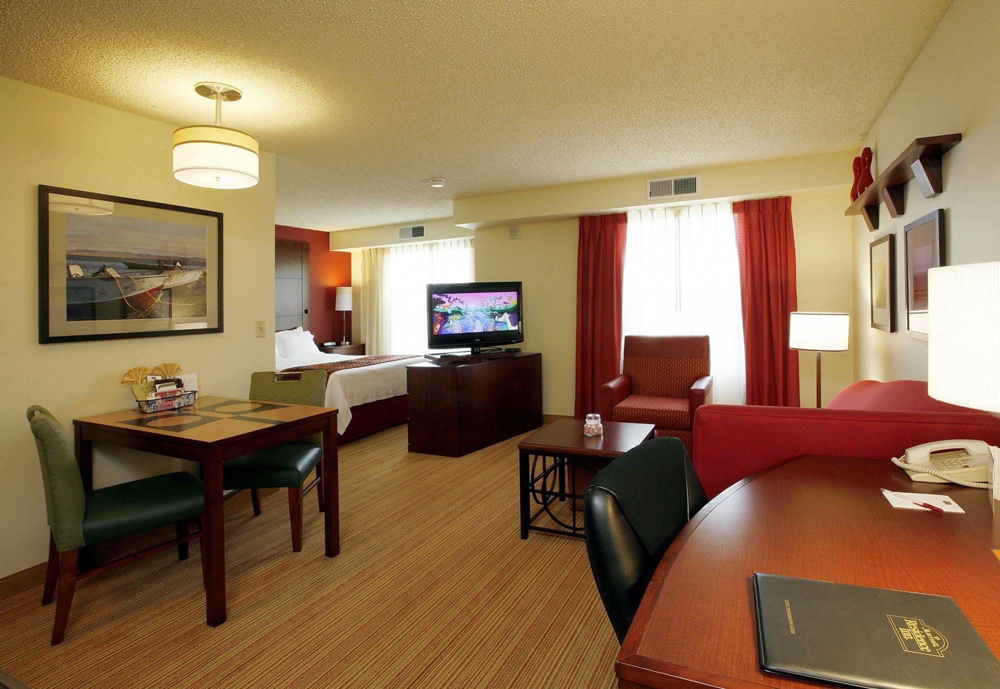 Residence Inn By Marriott Anchorage Midtown Room photo